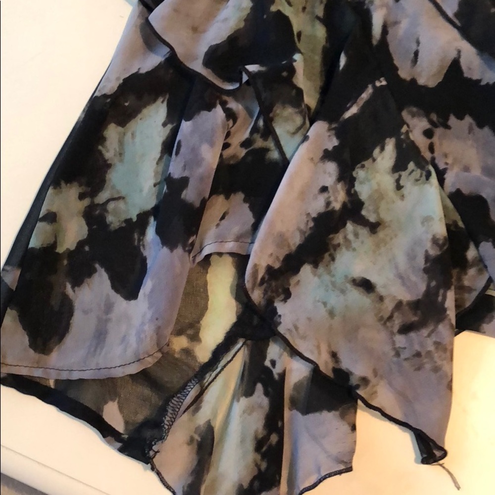 Razor back shirt - Picture 3 of 3